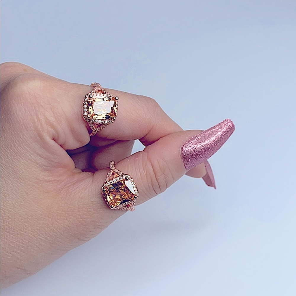 Rose Gold Cushion Morganite Diamond - Picture 4 of 11